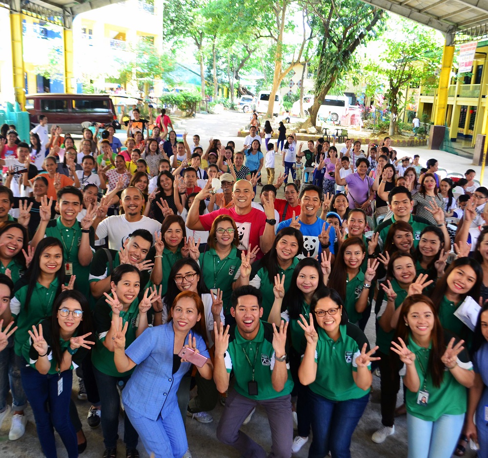 <h1>Marc and Rovilson Start 2017 with EE</h1>
<p>It’s a chilly January morning but the classrooms of the</p>
<p style="text-align: right;"><a href="https://archive.wwf.org.ph/resource-center/story-archives-2017/marc-and-rov-pascual-labs-ee/">Read More ></a></p>