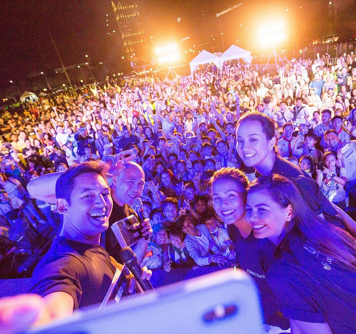 <h1>Main Switch-Off Event 2018</h1>
<p>Around 1,000 Filipino scouts were mobilized</p>
<p style="text-align: right;"><a href="https://archive.wwf.org.ph/what-we-do/climate/earth-hour/main-switch-off-event-2018/" target="_blank">Read More ></a></p>