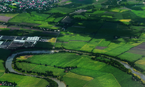<h1>Climate-Proofing Agricultural Landscapes</h1>
<p>Implementing a landscape approach to managing the</p>
