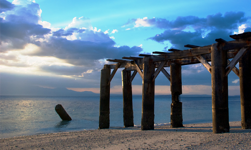 <h1>Davao Gulf</h1>
<p>One of the richest
national zones for fish production.</p>