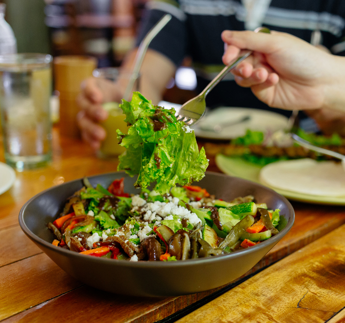 <h1>7th Set of Sustainable Diner Partners</h1>
<p>The Sustainable Diner team of World Wide Fund for Nature (WWF) Philippines will end the third quarter of 2018</p>
<p style="text-align: right;"><a href="https://archive.wwf.org.ph/what-we-do/food/thesustainablediner/gourmet-gypsy-sustainable-diner" target="_blank">Read More ></a></p>