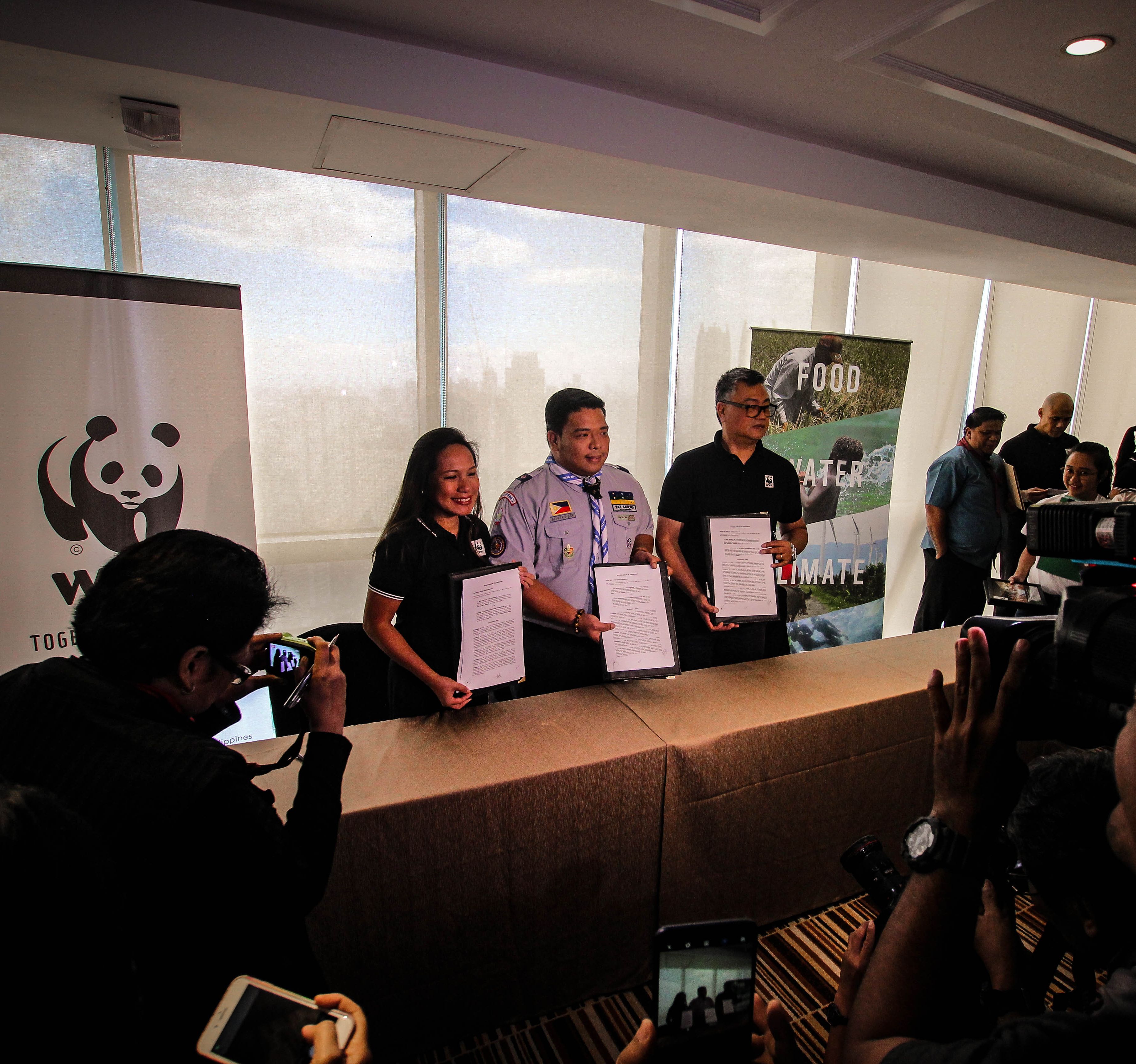 <h1>#EarthHourPH2019 Official Partners</h1>
<p>#TogetherPossible!</p>
<p style="text-align: right;"><a href="https://archive.wwf.org.ph/what-we-do/climate/earth-hour/earth-hour-philippines-2019-official-partners/">Read More ></a></p>