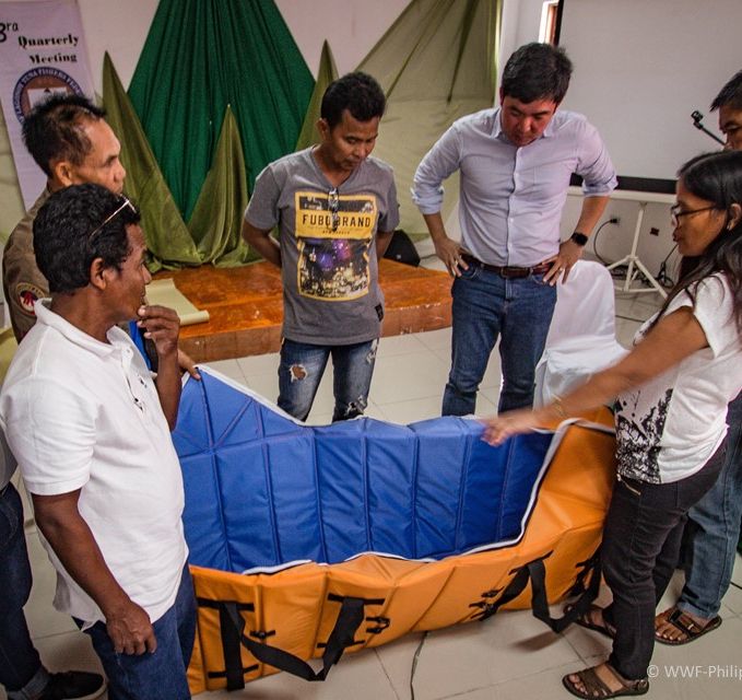 <h1>New Storage Devices Promise High-Value Tuna for Fishermen</h1>
<p>On the 10th of July, 2019, at the Tabaco City Municipal Hall, a set of collapsible tuna catch holds, developed by Fortuna</p>
<p style="text-align: right;"><a href="https://archive.wwf.org.ph/resource-center/story-archives-2019/new-tuna-catchholds-bicol/" target="_blank">Read More ></a></p>