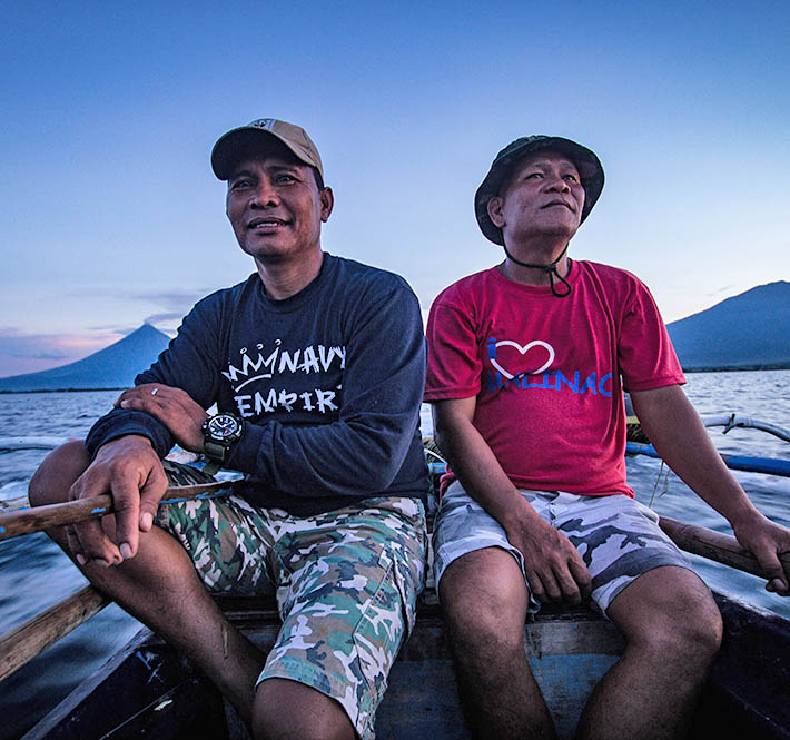<h1>The Night Fishermen of the Philippines</h1>
<p>Starry night. Stars blip into existence in the sky and in the water as the last of the suns’ rays clip across the backs of tall mountains./p>
<p style="text-align: right;"><a href="http://wwf.org.ph/resource-center/story-archives-2019/nightfishermenoftheph/" target="_blank">Read More ></a></p>