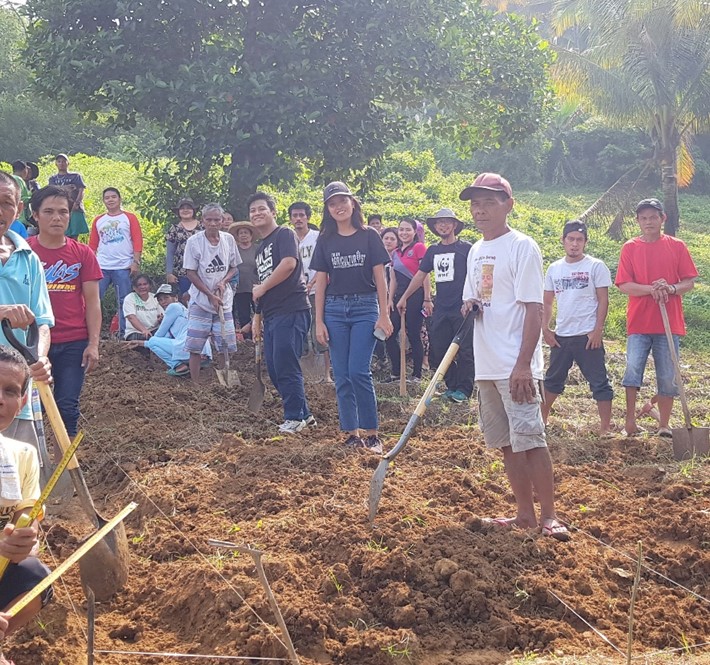 <h1>Linang in Masumbang: Household Vegetable Gardening for Food Security</h1>
<p>The World Wide Fund for Nature (WWF) Philippines, through Linang: A Sustainable Farm to Table program,/p><p style="text-align: right;"><a href="https://archive.wwf.org.ph/resource-center/story-archives-2019/masumbangtraining/" target="_blank" rel="noopener noreferrer">Read More ></a></p>