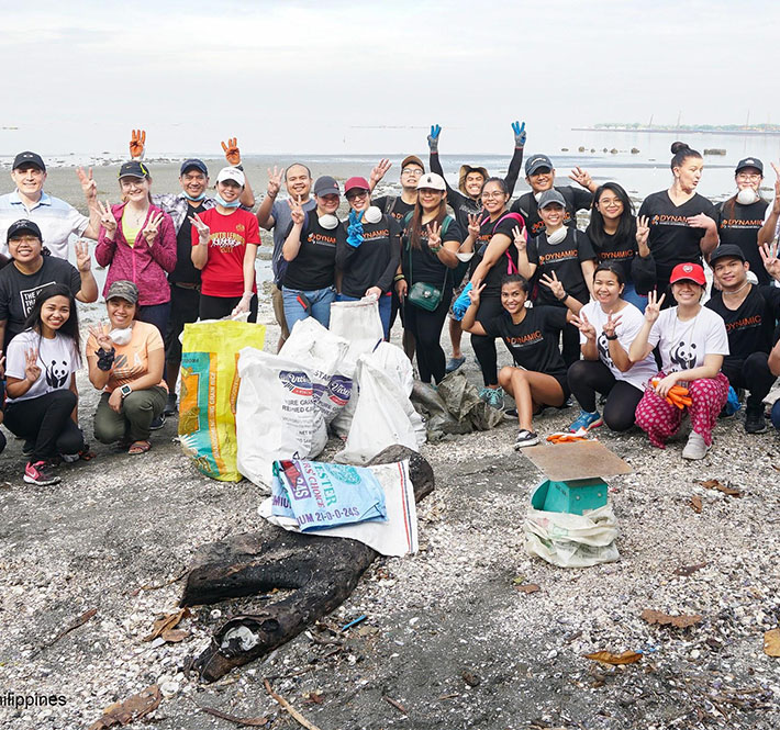 <h1>New Year, Clean Coast! Individual Donors Join WWF-Philippines in Cleaning the South of Manila Bay</h1>
<p>Last January 25, 2020, the World Wide Fund for Nature (WWF) Philippines,/p>
<p style="text-align: right;"><a href="https://archive.wwf.org.ph/resource-center/story-archives-2020/new-year-clean-coast/" target="_blank" rel="noopener noreferrer">Read More ></a></p>