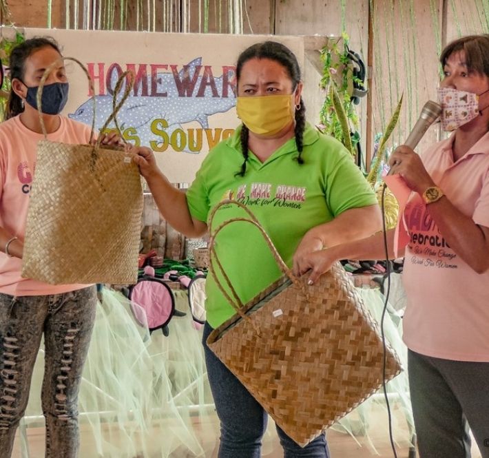 <h1>KALIPI Launches in Donsol, Promotes Livelihood for Women and a Plastic-Free Environment</h1>
<p>Kalipunan ng Liping Pilipina (KALIPI) Donsol launched a line of plastic-smart products in Donsol,/p>
<p style="text-align: right;"><a href="https://archive.wwf.org.ph/resource-center/story-archives-2020/kalipi-launch/" target="_blank" rel="noopener noreferrer">Read More ></a></p>