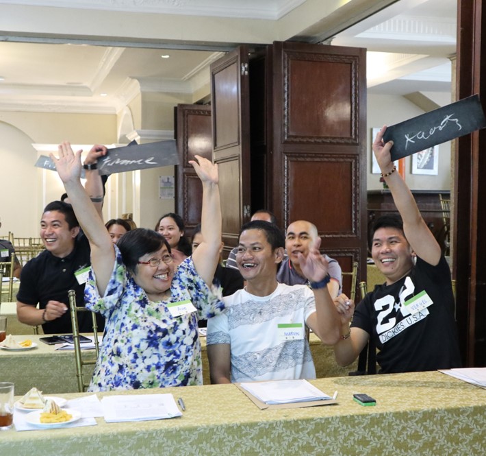 <h1>The Sustainable Diner's Guide to a Green Recovery</h1>
<p>The Covid-19 pandemic had a devastating impact on the food service and hospitality industry</p>
<p style="text-align: right;"><a href="https://archive.wwf.org.ph/resource-center/story-archives-2021/the-sustainable-diners-guide-to-green-recovery-for-the-food-service-and-hospitality-sector/" target="_blank" rel="noopener noreferrer">Read More ></a></p>