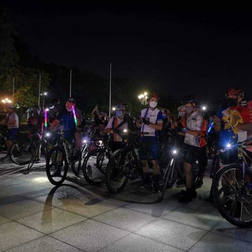 <h1> WWF-Philippines Empowers Filipinos to #ShapeOurFuture with Earth Hour Philippines 2022 and Beyond </h1>
<p style="text-align: right;"><a href="https://archive.wwf.org.ph/resource-center/story-archives-2022/wwf-philippines-empowers-filipinos-to-shapeourfuture-with-earth-hour-philippines-2022-and-beyond/">Read More ></a></p>