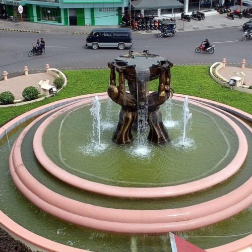 <h1>Dipolog City emerges as Philippines' National Winner in WWF’s One Planet City Challenge
</h1>
<p style="text-align: right;"><a href="https://archive.wwf.org.ph/resource-center/story-archives-2022/dipolog-city-emerges-as-philippines-national-winner-in-wwfs-one-planet-city-challenge/">Read More ></a></p>